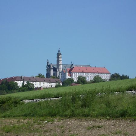 Tagungshaus Im Kloster Neresheim Hotel Exterior foto