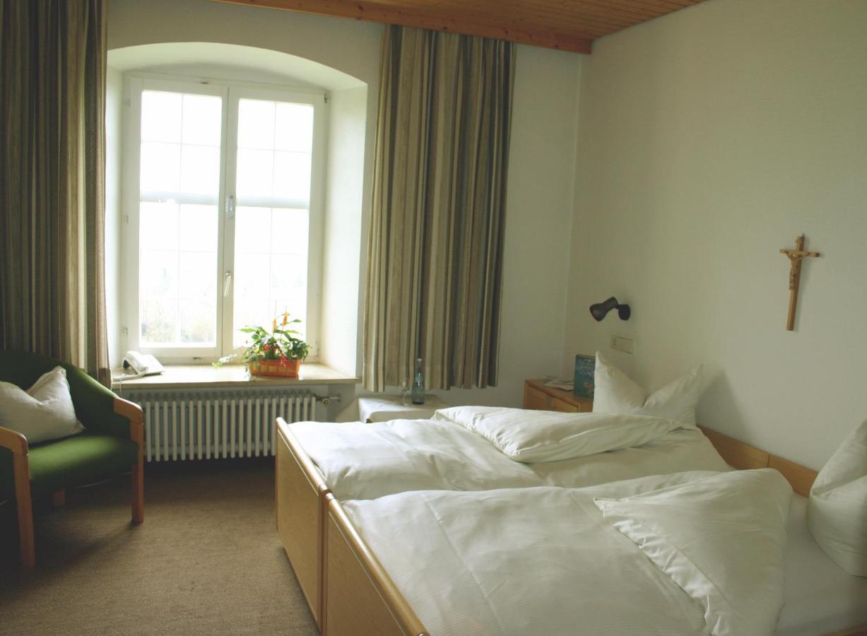Tagungshaus Im Kloster Neresheim Hotel Exterior foto