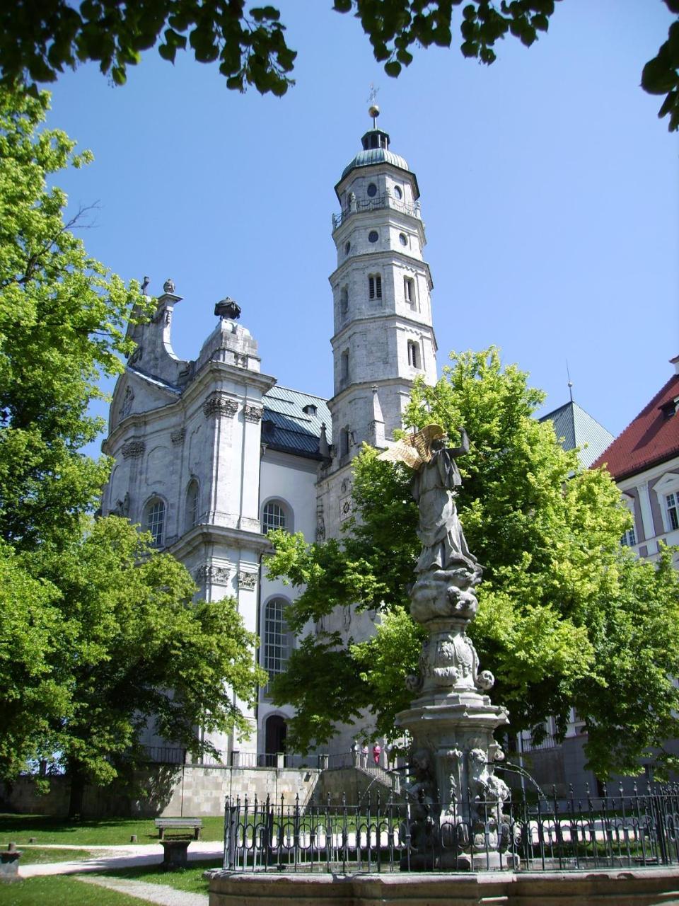 Tagungshaus Im Kloster Neresheim Hotel Exterior foto